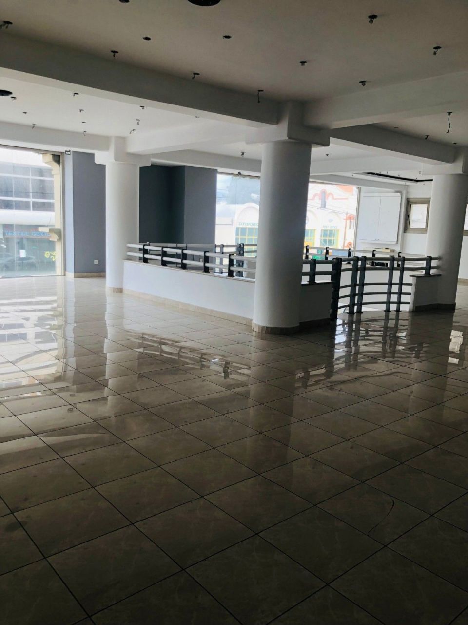 Propiedad comercial en Limasol, Chipre, 1 000 m² - imagen 4