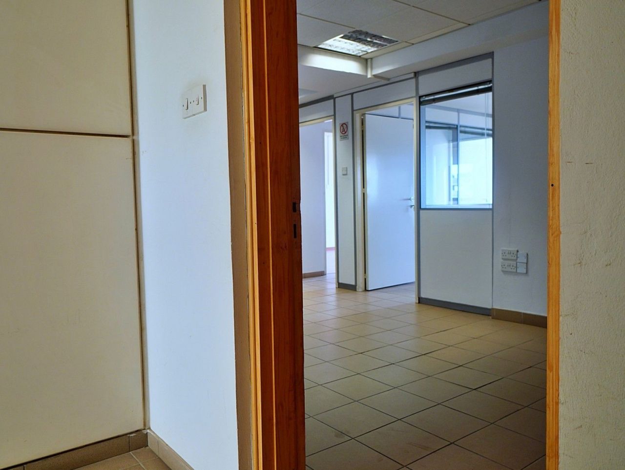 Ufficio a Larnaca, Cipro, 92 m² - foto 4
