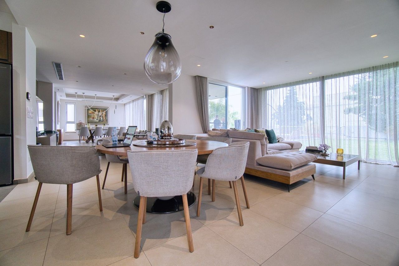 Villa in Limassol, Cyprus, 400 m² - picture 5