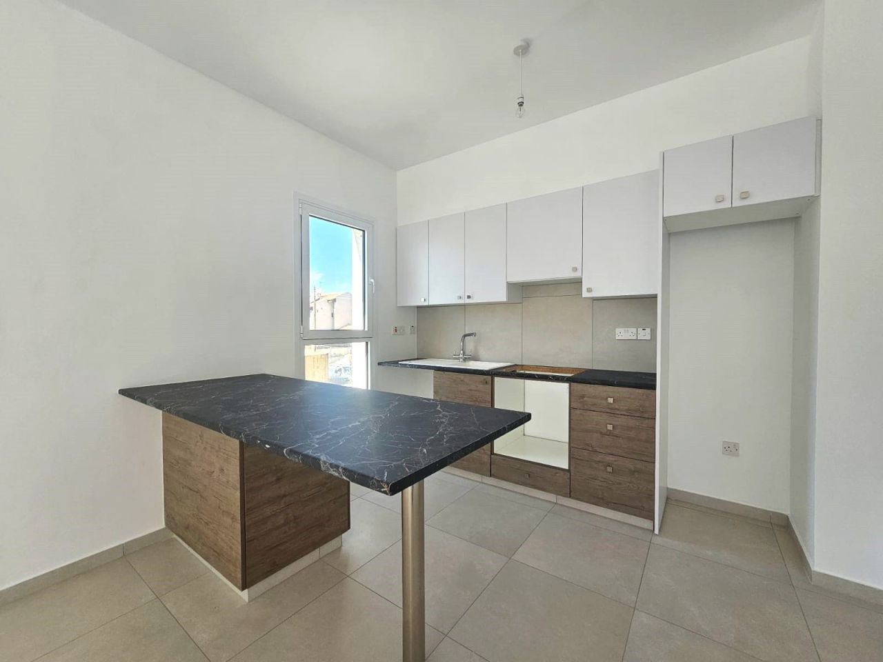 Apartment in Limassol, Cyprus, 85 m² - picture 5