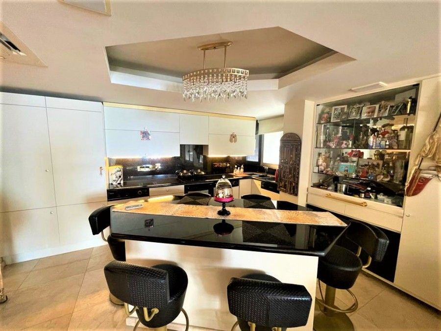 Apartamento en Limasol, Chipre, 156 m² - imagen 5