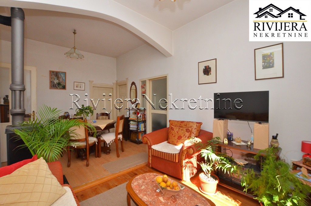 Flat in Herceg-Novi, Montenegro, 102 m² - picture 3