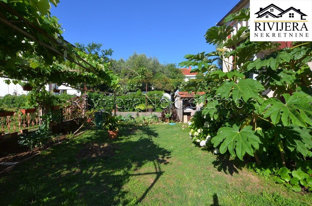 Flat in Herceg-Novi, Montenegro, 102 m² - picture 8