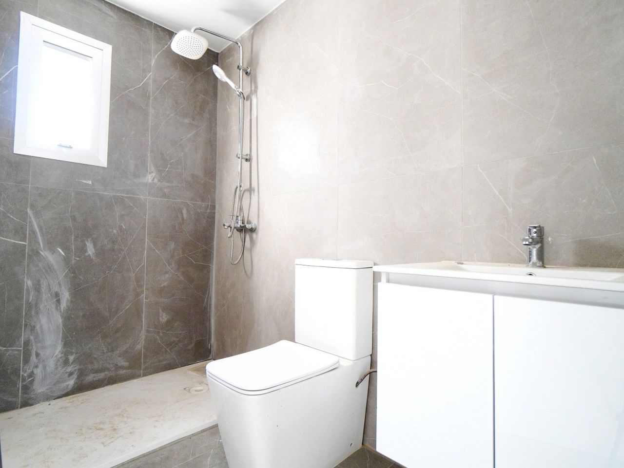 Penthouse in Larnaca, Cyprus, 130 m² - picture 5