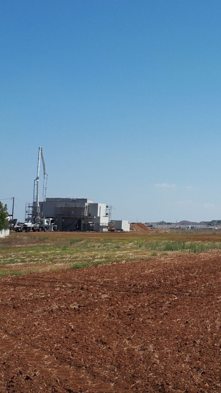 Terreno a Nicosia, Cipro, 1 600 m2 - foto 5