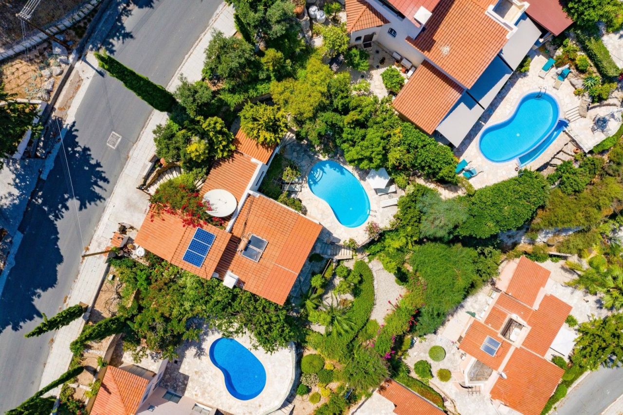 Villa in Paphos, Cyprus - picture 6