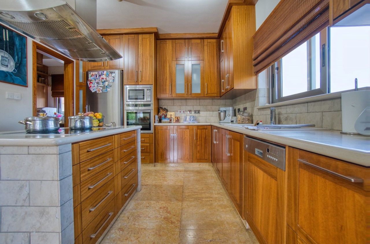 Villa in Limassol, Cyprus, 500 m² - picture 6