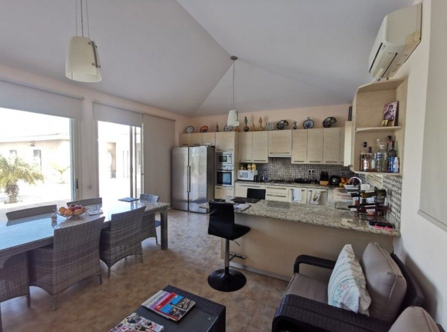 Villa a Paphos, Cipro, 325 m² - foto 6