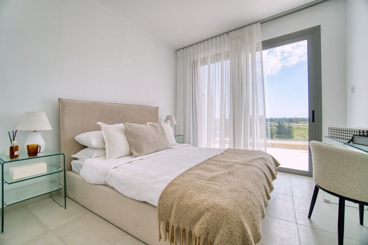 Penthouse in Limassol, Cyprus - picture 6