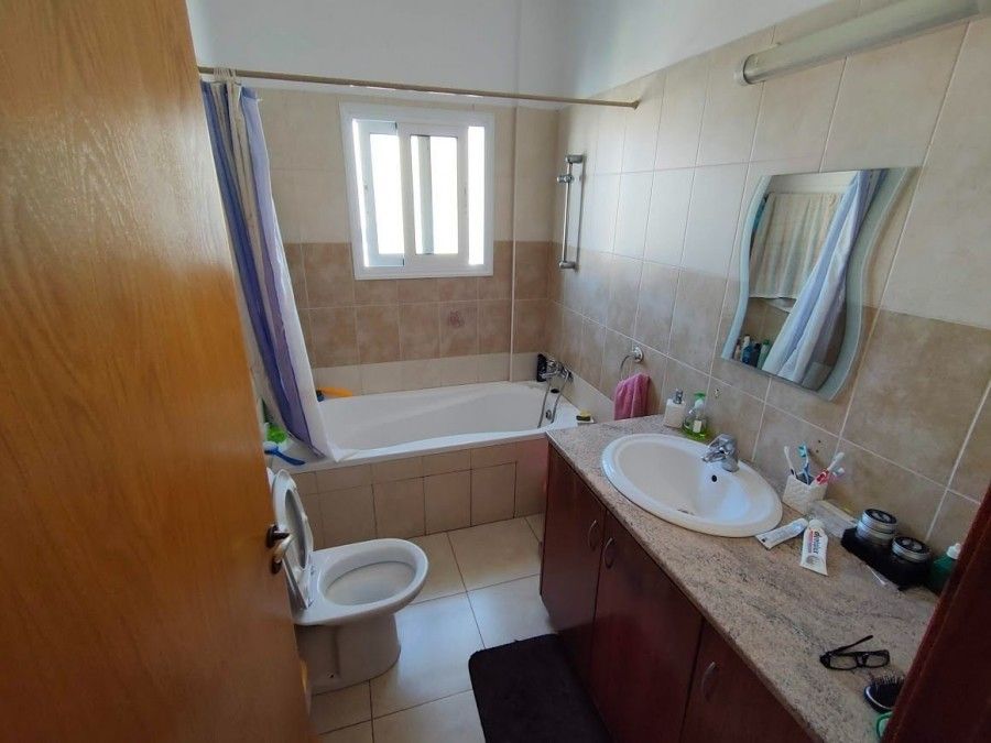 Biens commerciaux à Larnaca, Chypre, 500 m² - image 6