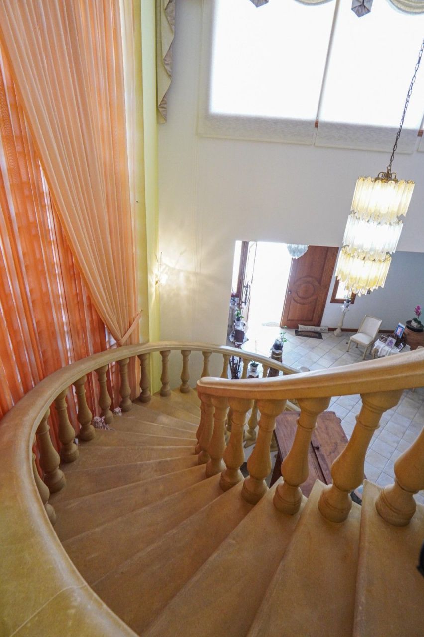 Villa in Larnaca, Cyprus, 1 628 m² - picture 6