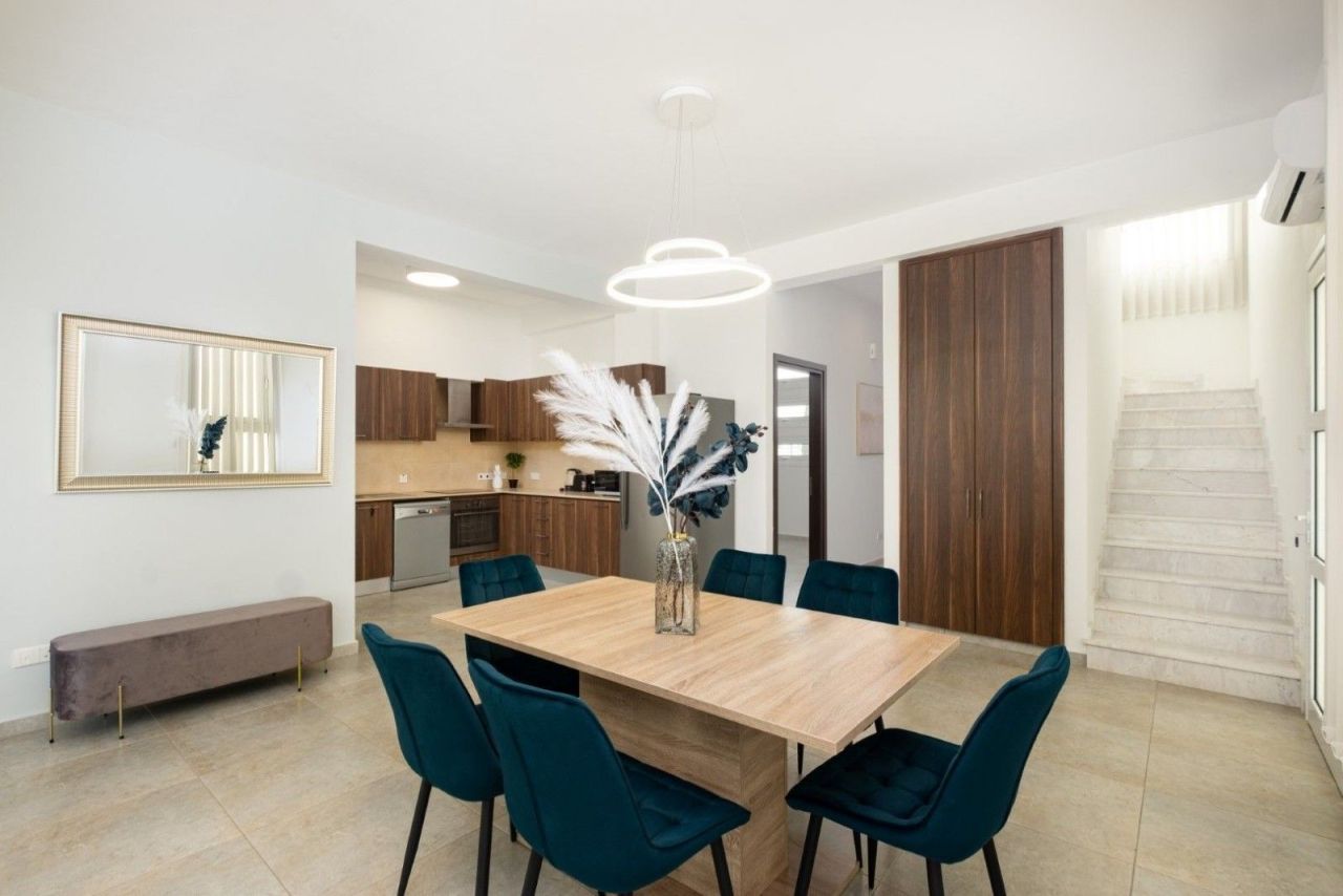 Villa en Lárnaca, Chipre, 285 m² - imagen 7