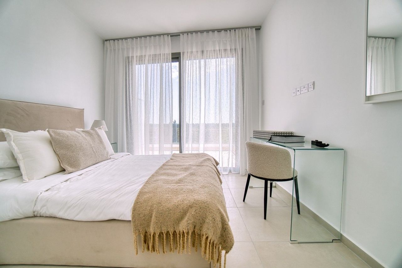 Penthouse in Limassol, Cyprus - picture 7