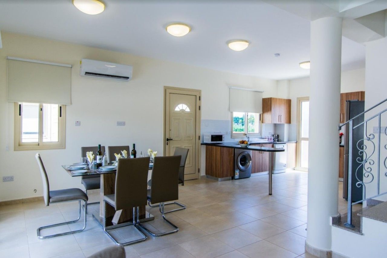 Villa en Pafos, Chipre, 139 m² - imagen 7