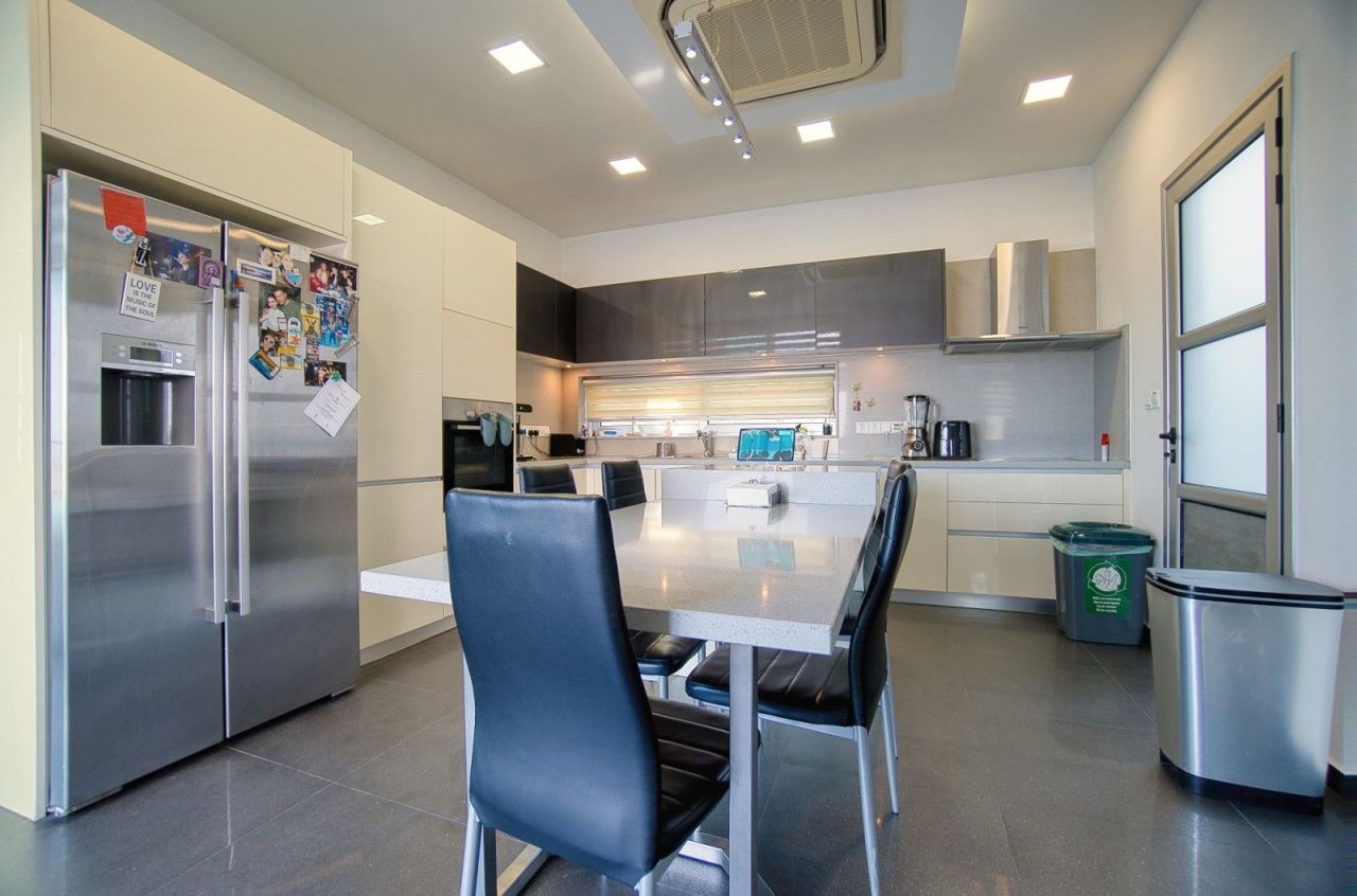 Villa in Limassol, Cyprus, 400 m² - picture 7