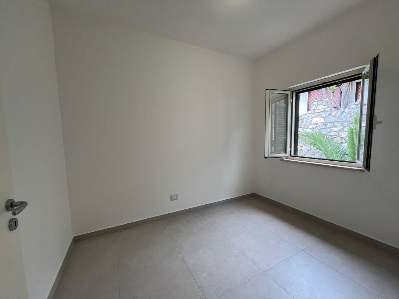 House in Scalea, Italy, 94 m² - picture 14