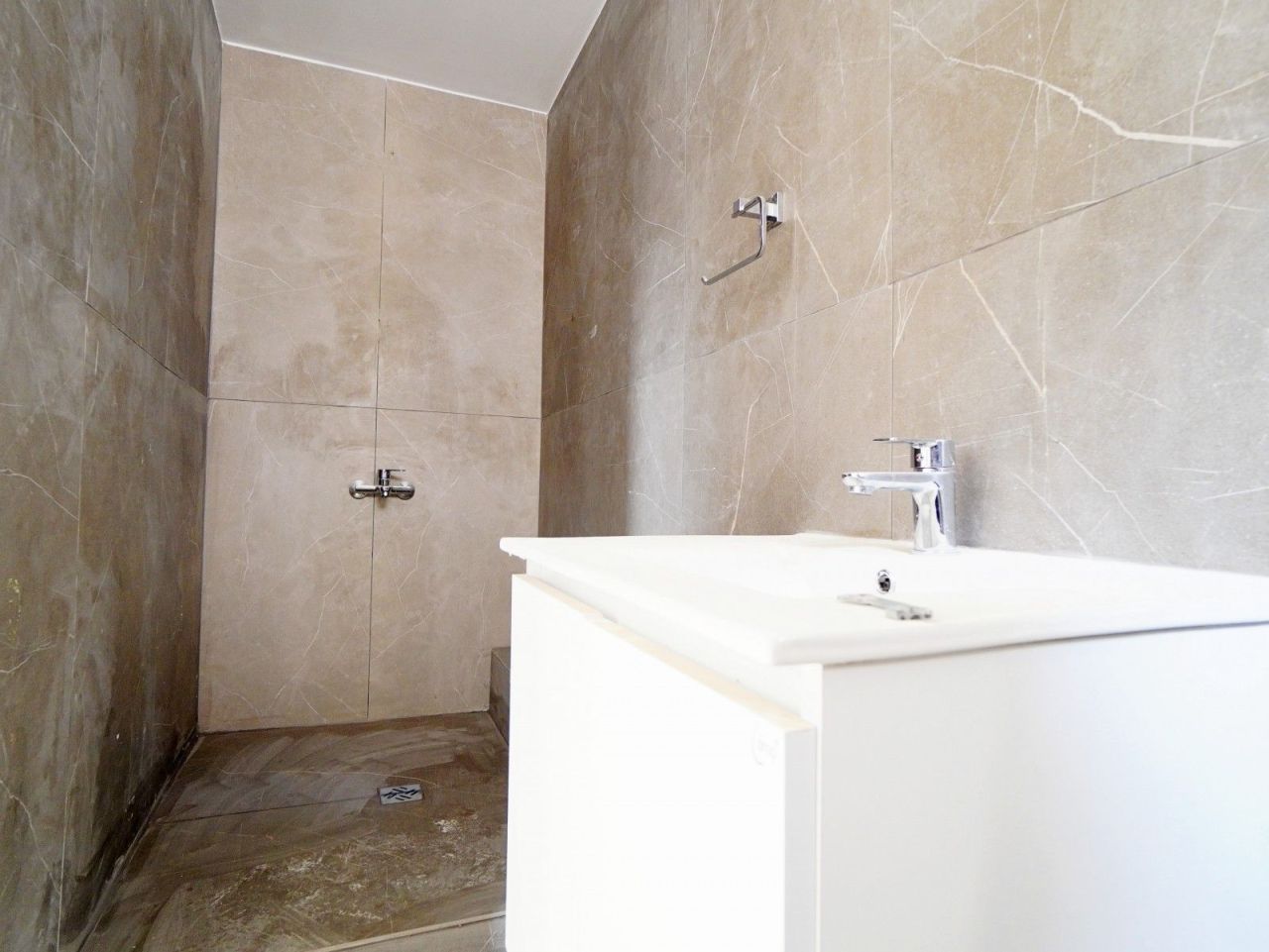 Penthouse in Larnaca, Cyprus, 130 m² - picture 8