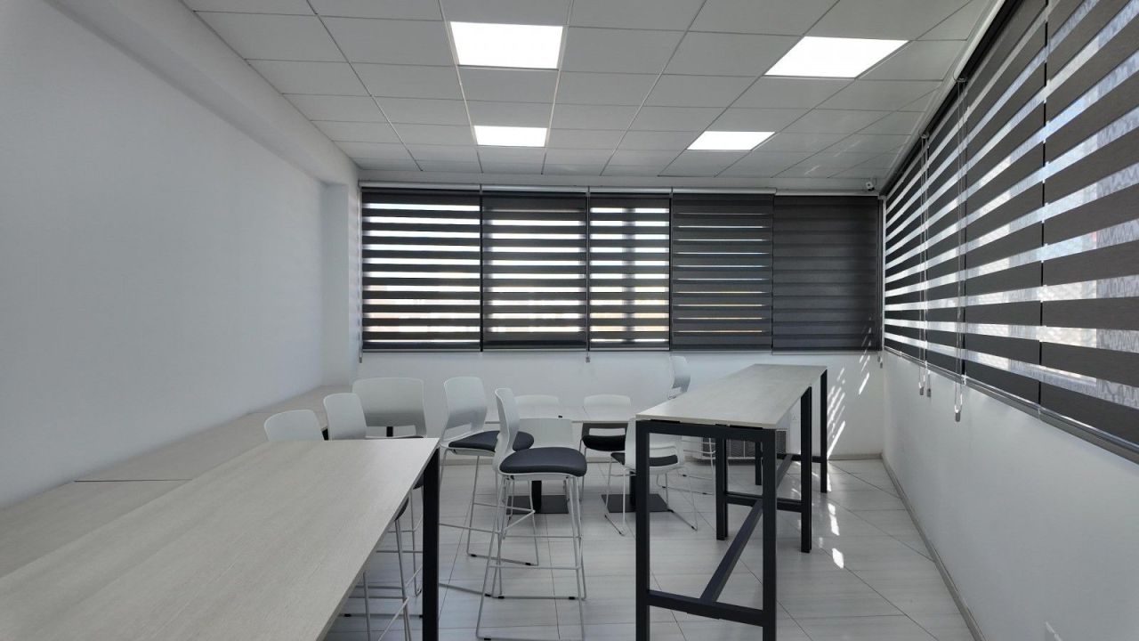 Office in Limassol, Cyprus, 1 440 m² - picture 8