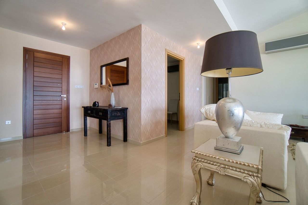 Bungalow in Paphos, Cyprus, 200 m² - picture 8