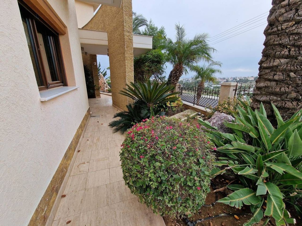 Villa in Limassol, Cyprus, 781 m² - picture 9