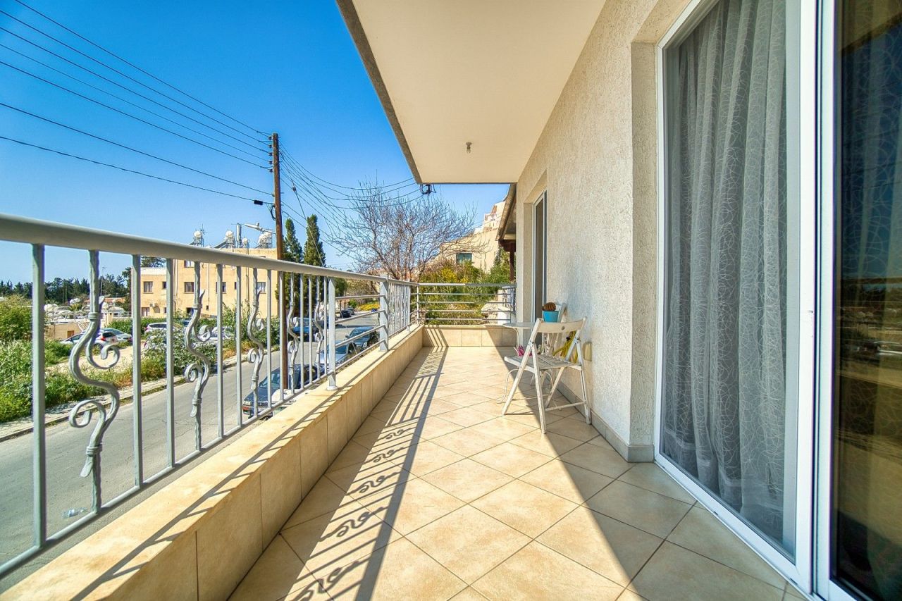 Apartment in Paphos, Cyprus, 95 m² - picture 9