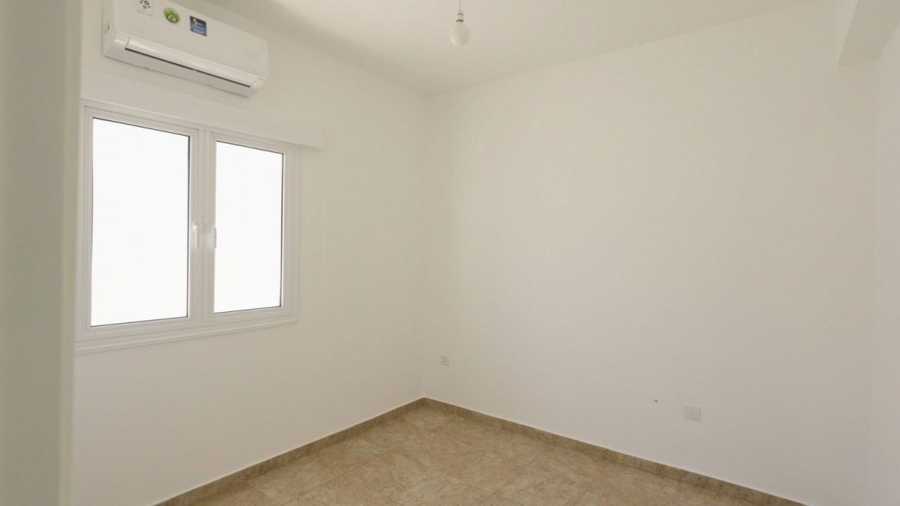 Villa in Larnaca, Cyprus, 200 m² - picture 9