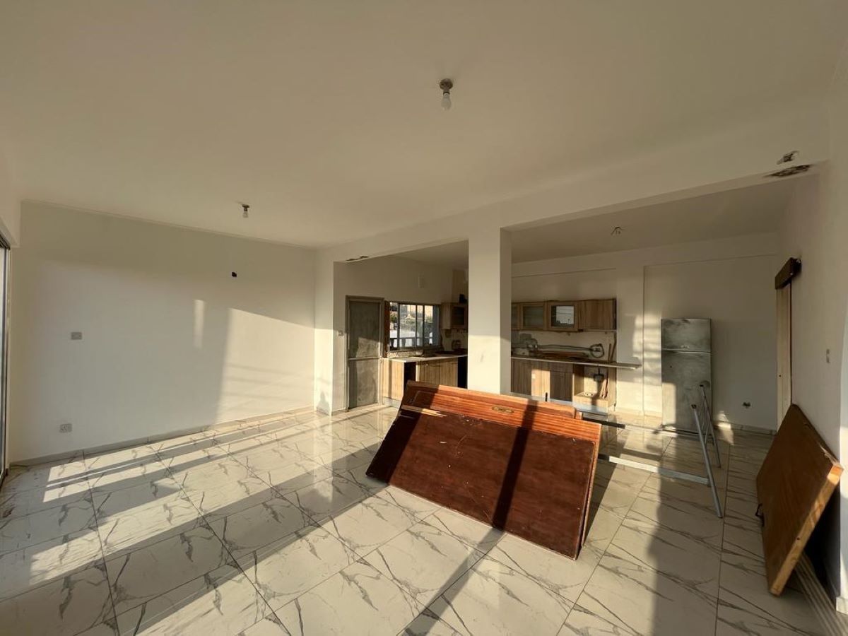 Commercial property in Paphos, Cyprus, 340 m² - picture 9