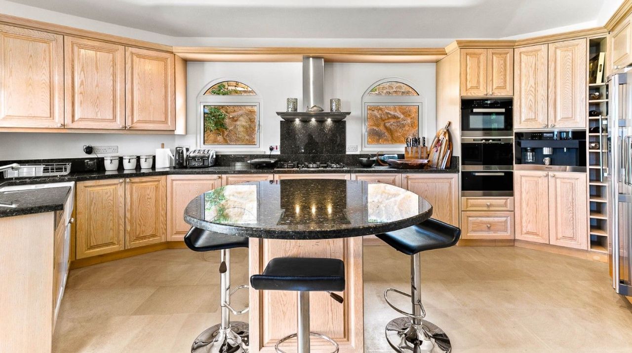 Villa a Paphos, Cipro, 378 m² - foto 9