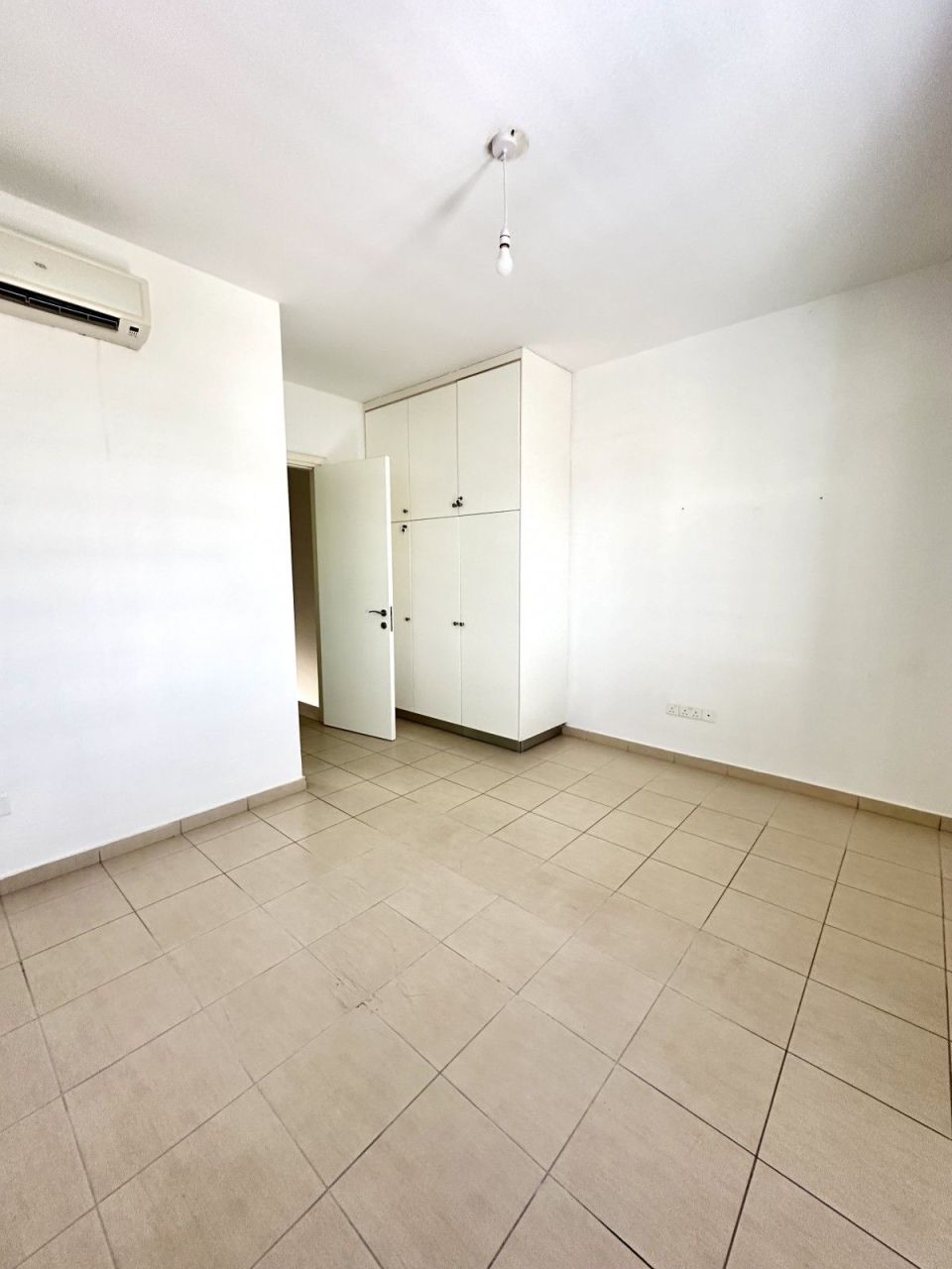 Casa adosada en Pafos, Chipre, 93 m² - imagen 9