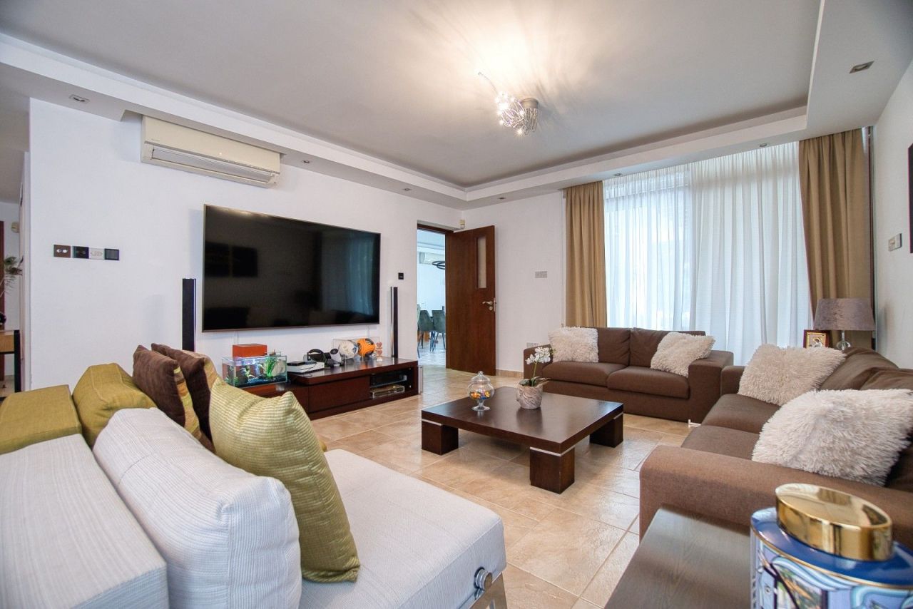 Villa in Limassol, Cyprus, 235 m² - picture 9