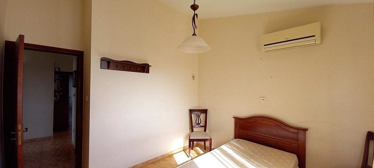 Townhouse in Paphos, Cyprus - picture 9