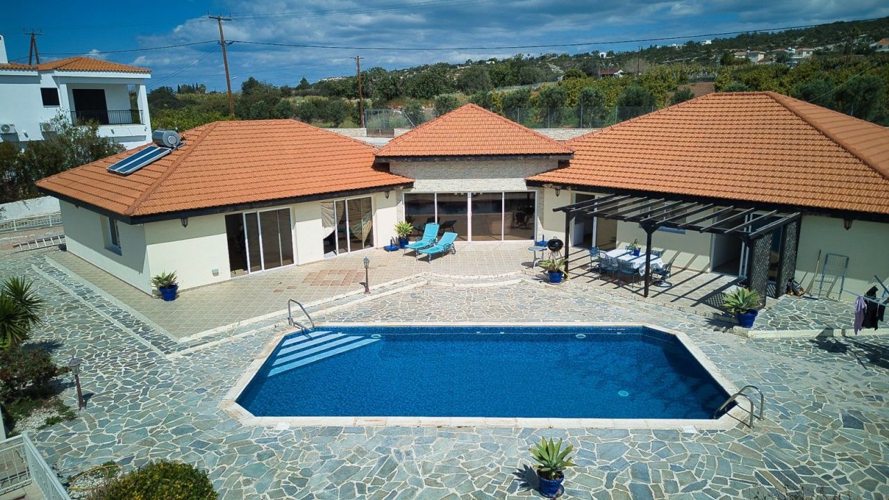 Villa en Pafos, Chipre, 276 m² - imagen 9