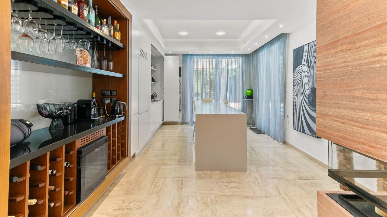 Villa in Paphos, Cyprus, 277 m² - picture 10