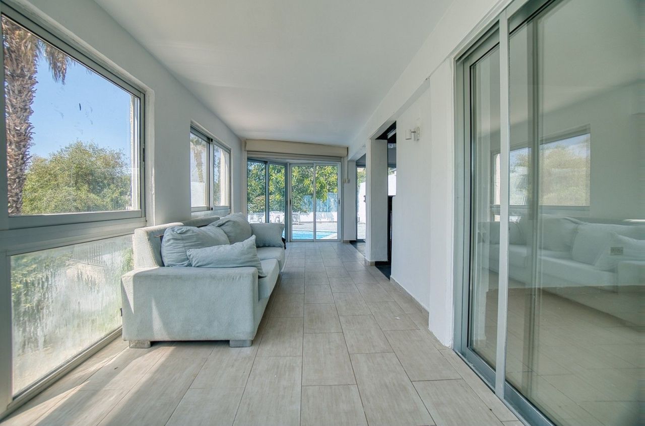 Villa in Paphos, Cyprus, 350 m² - picture 10