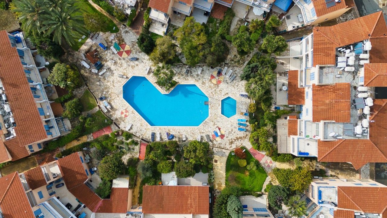 Penthouse in Paphos, Cyprus, 74 m² - picture 10