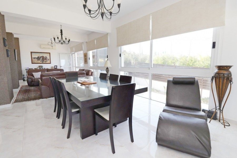 Villa in Paphos, Cyprus, 350 m² - picture 10