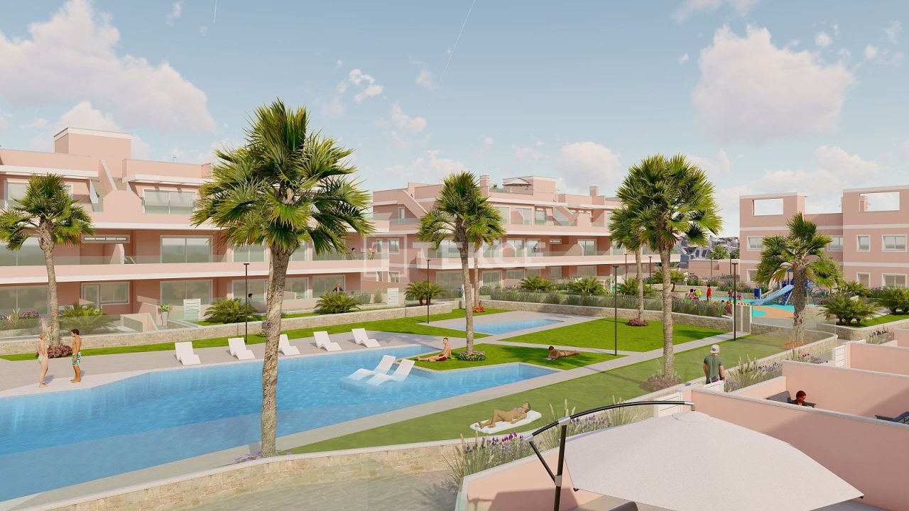 Apartment in Pilar de la Horadada, Spain, 77 m² - picture 1