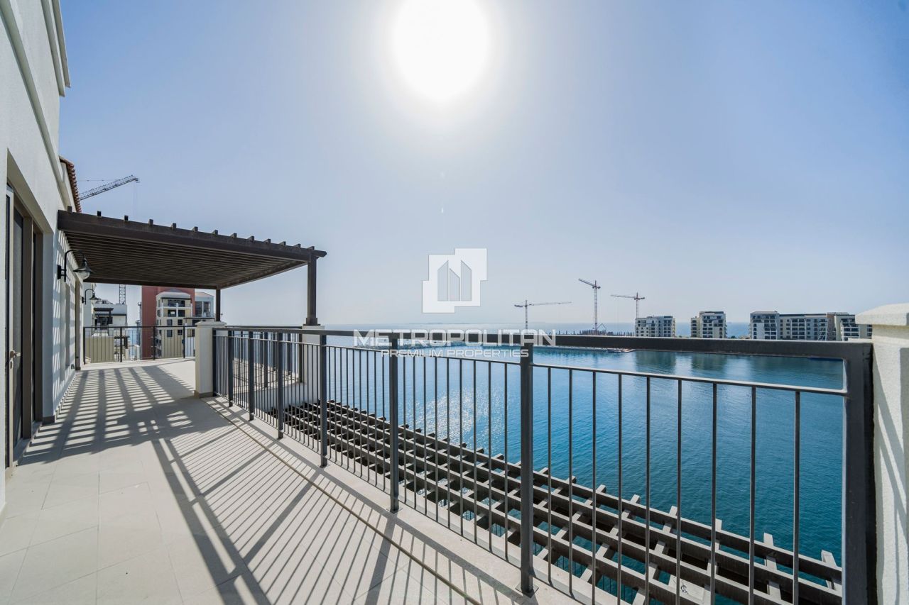 Appartement à Dubaï, EAU, 261 m² - image 1