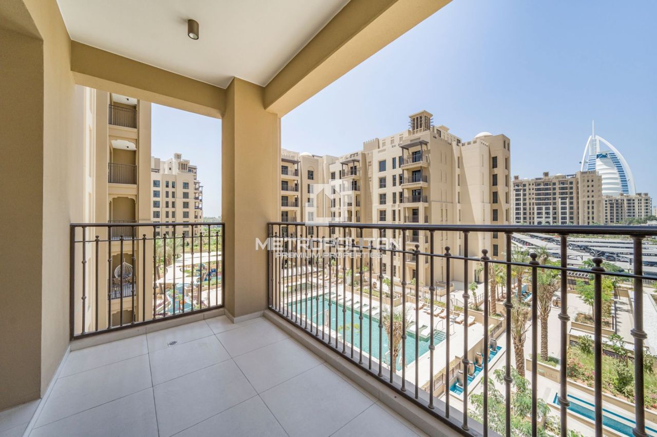 Apartment in Dubai, UAE, 106 m² - picture 1