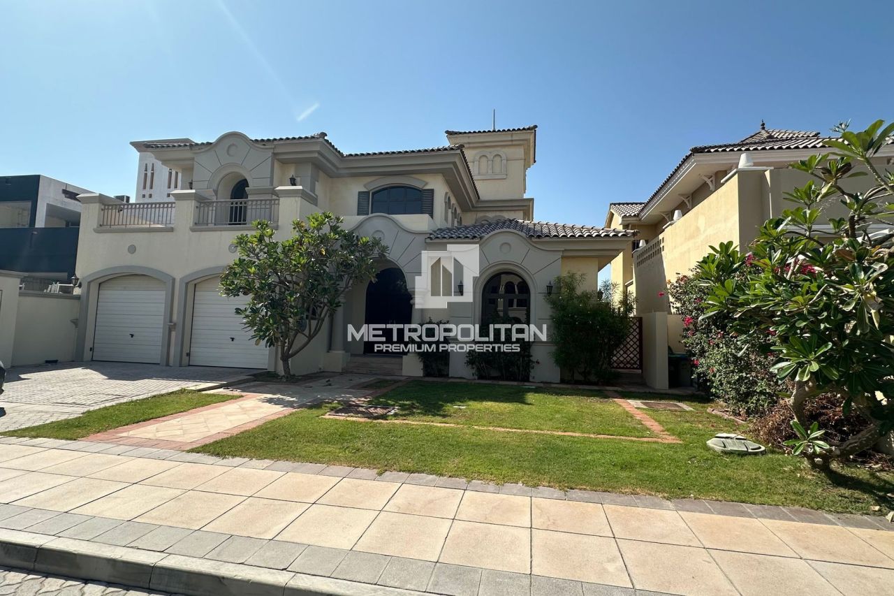 Villa en Dubái, EAU, 465 m² - imagen 1