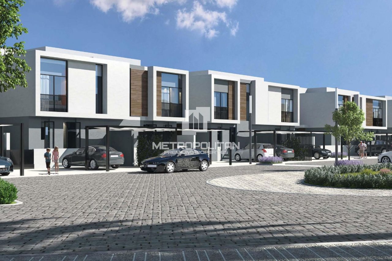 Townhouse in Dubai, UAE, 252 m² - picture 1