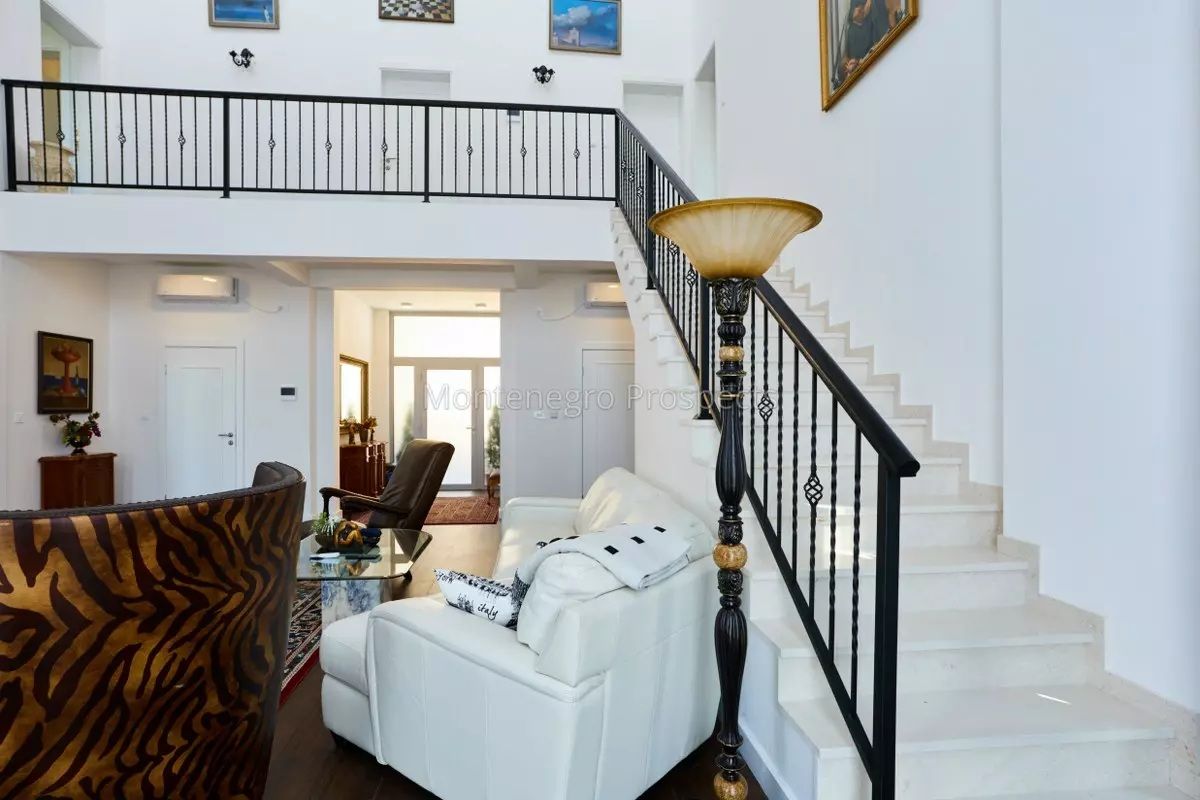Villa à Kumbor, Monténégro, 446 m² - image 14