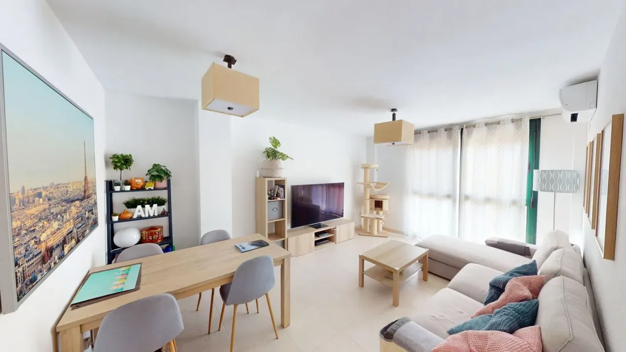 Piso en Alicante, España, 100 m² - imagen 1