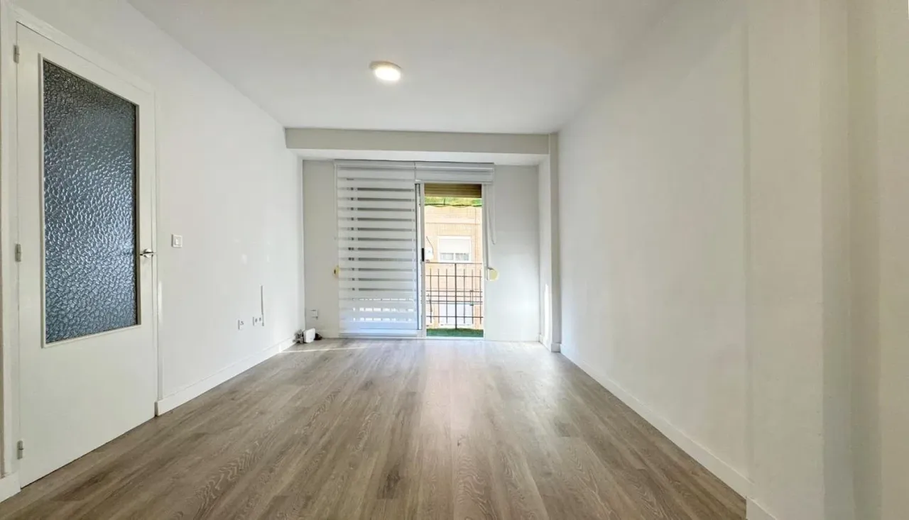 Flat in Alicante, Spain, 72 m² - picture 6