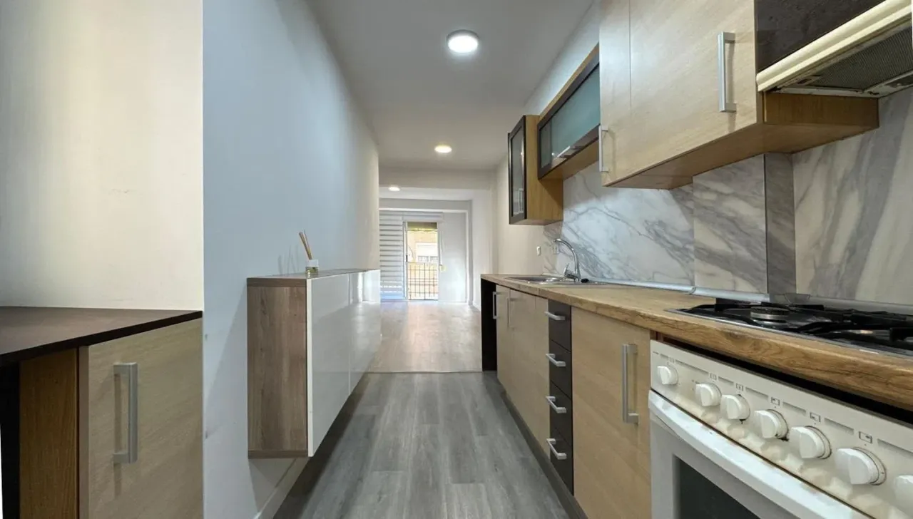 Appartement à Alicante, Espagne, 72 m² - image 1