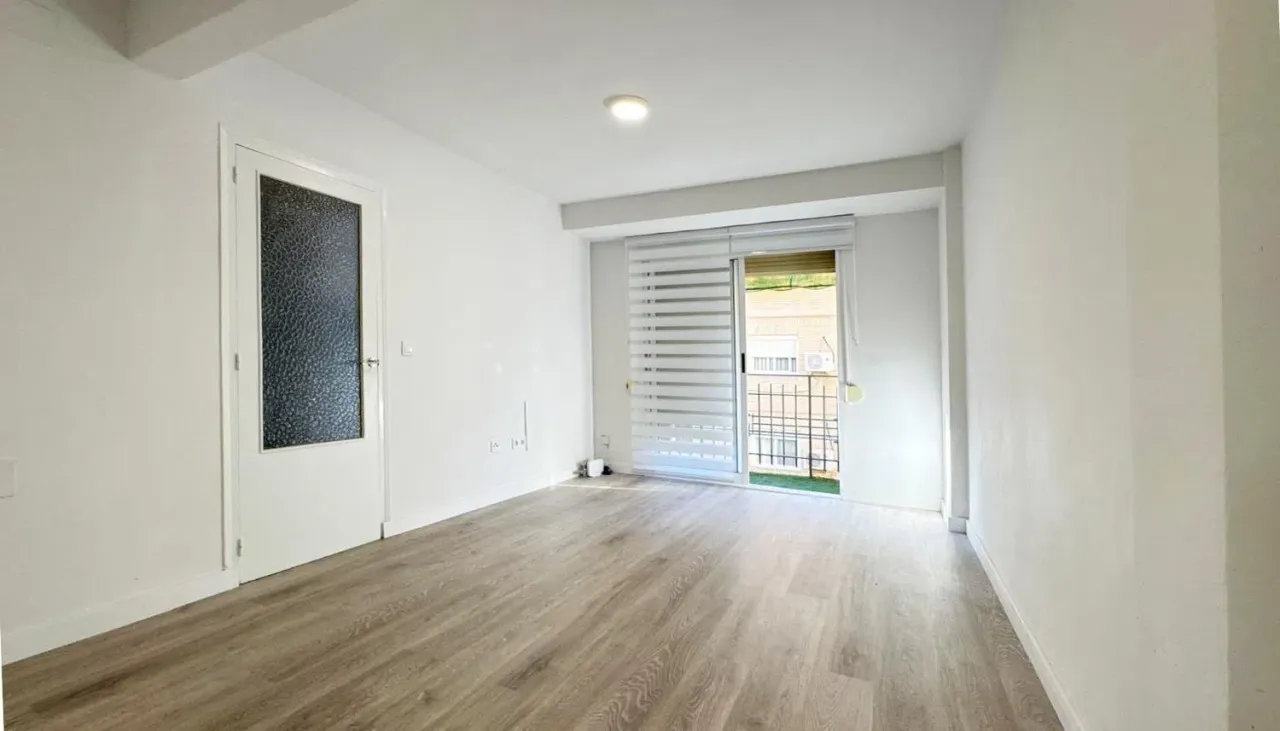 Flat in Alicante, Spain, 72 m² - picture 7