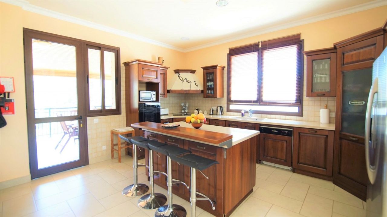 Villa en Pafos, Chipre, 760 m² - imagen 10
