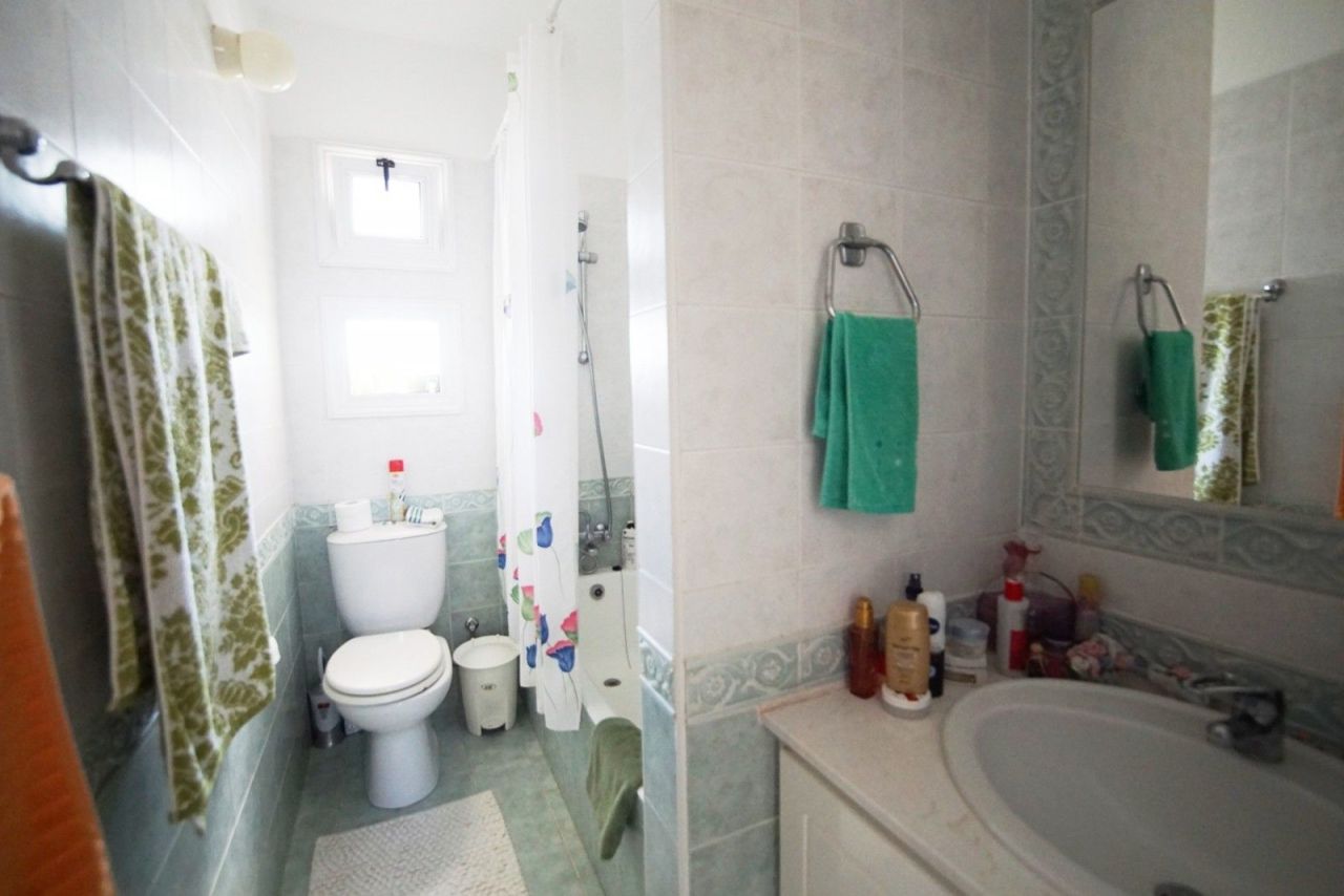 Maison urbaine à Paphos, Chypre - image 10