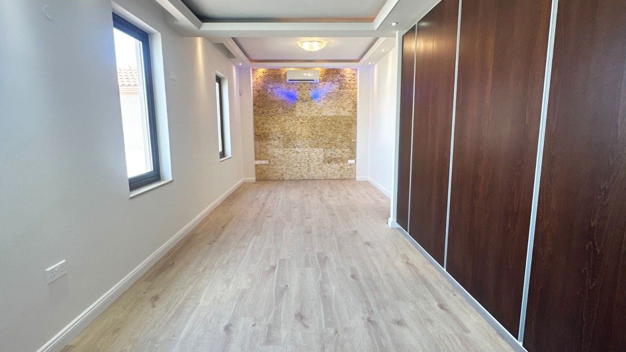 Villa in Limassol, Cyprus, 200 m² - picture 11