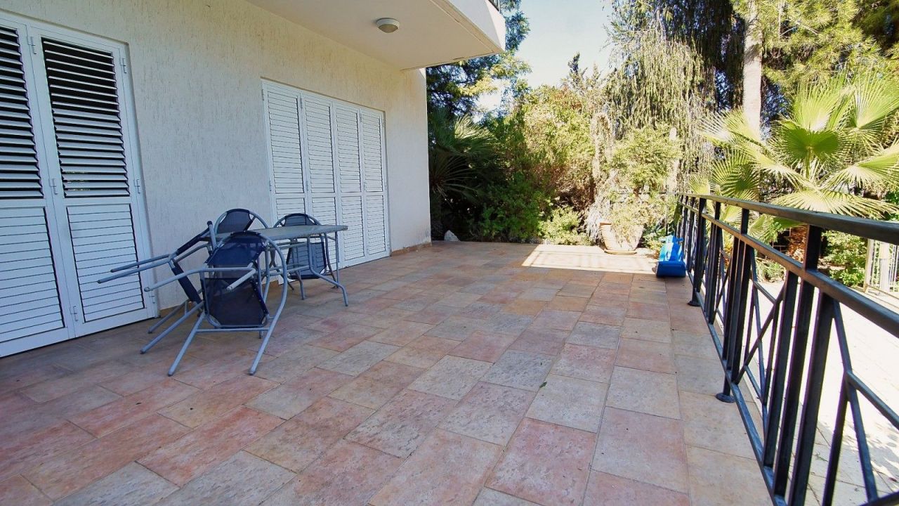 Villa in Limassol, Cyprus, 247 m² - picture 11